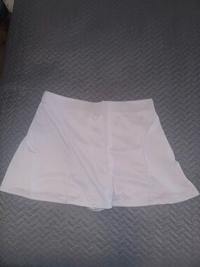 NWT Halara Women’s golf shorts size lg